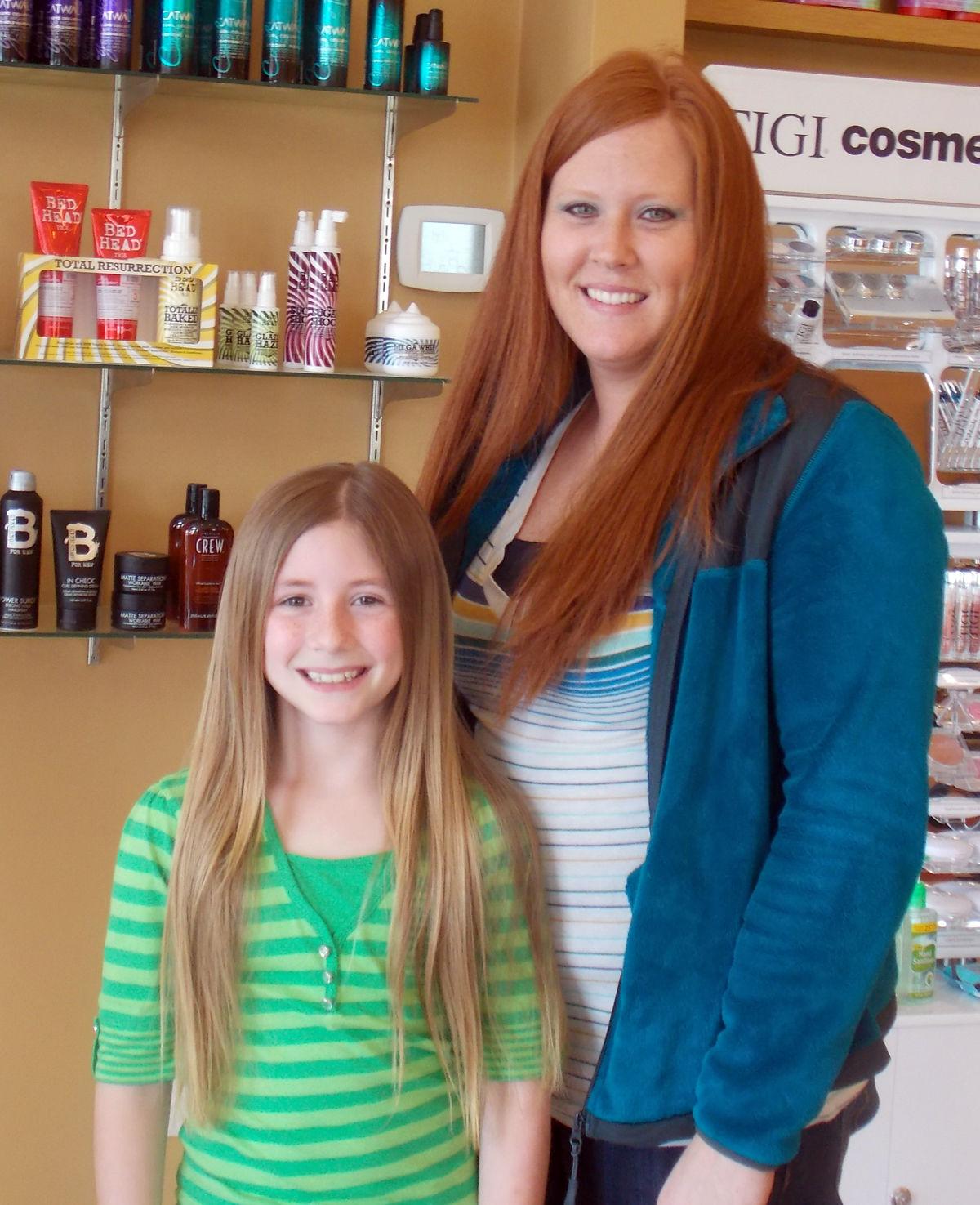 North Decatur Elementary Student Aunt Donate To Locks Of Love