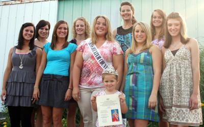 A Court Of Eight For One Tiara Greensburgdailynews Com