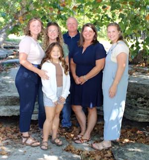 Decatur County business is all about flowers!