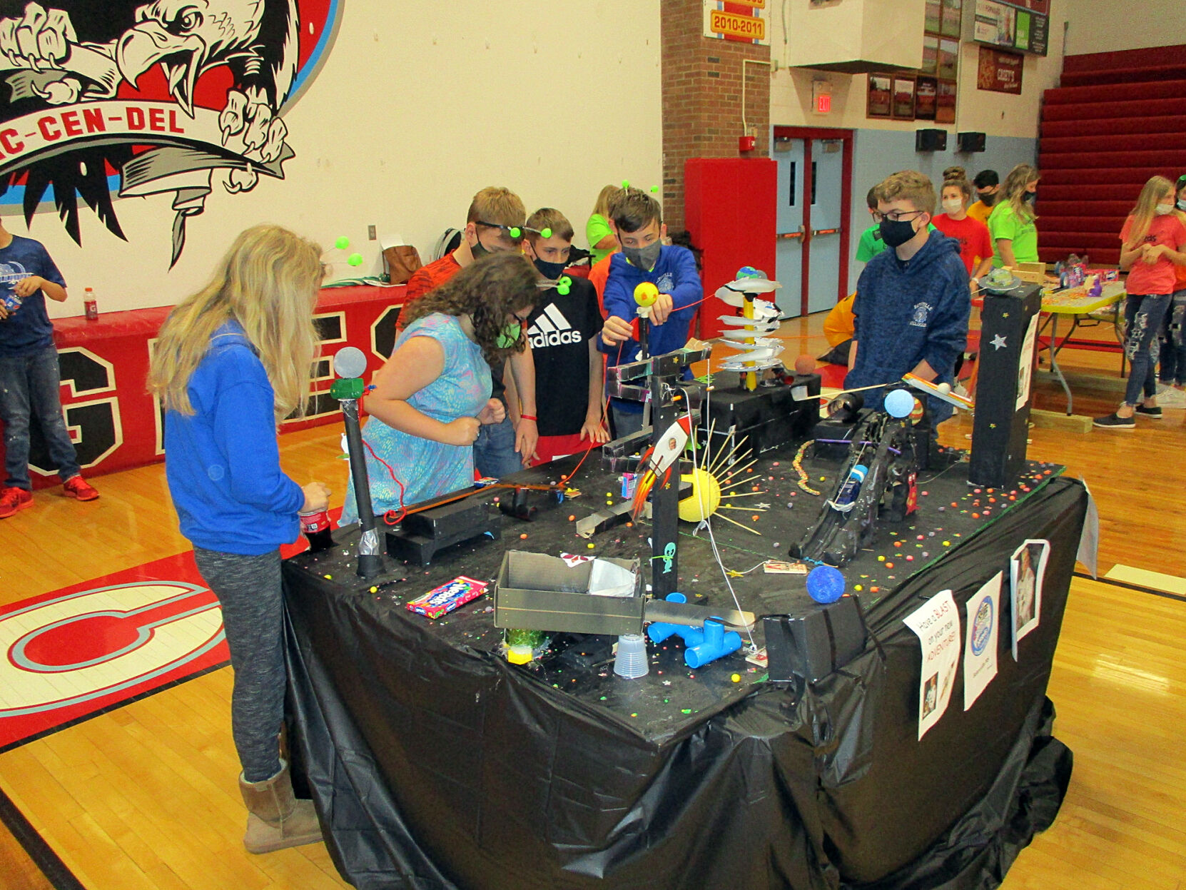 Rube Goldberg contest draws a crowd - Vimarsana News