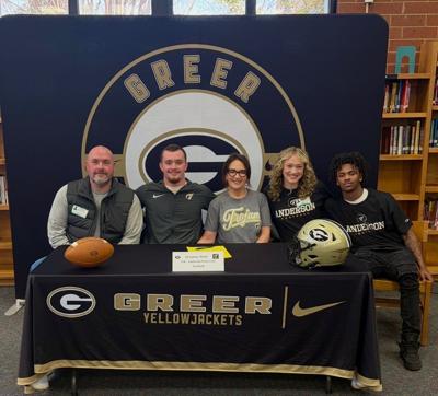 Sammy White signs photo