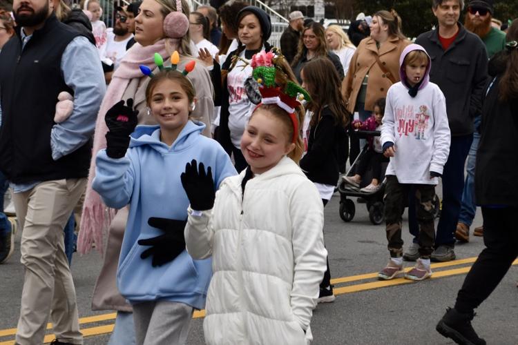 Greer Relief Christmas Parade - Waving girls.jpg