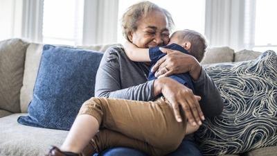 4 essential ways families can support their grandparents