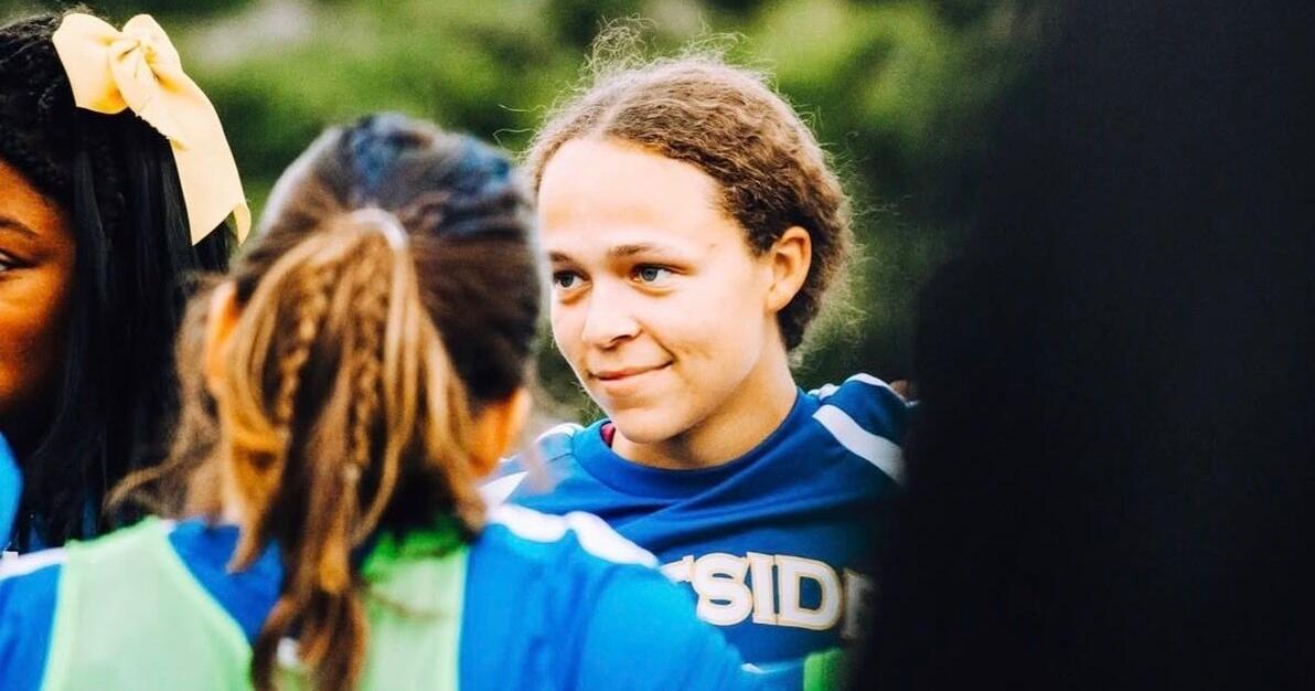Irby's header, unique leadership send Eastside girls soccer to fifth-straight state title berth