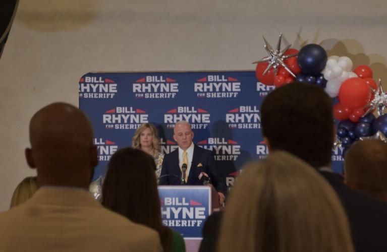 Bill Rhyne Crowd.JPG