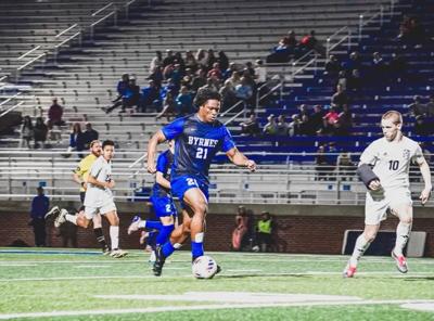 Tre Segarra Byrnes soccer
