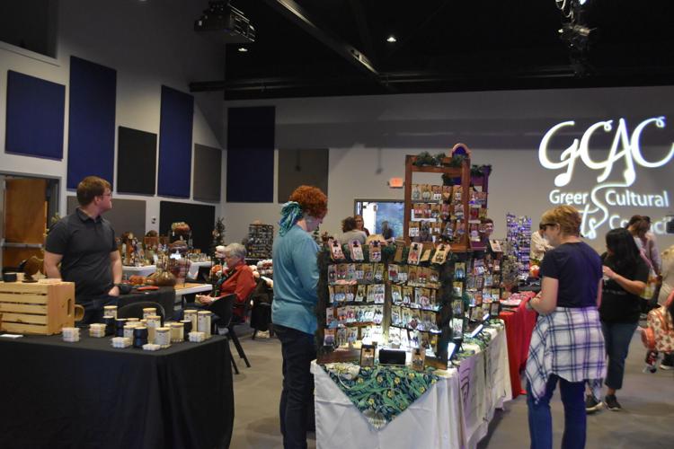 Holiday Arts Fair Crowd.JPG