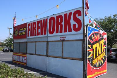 Fireworks+stand.jpg