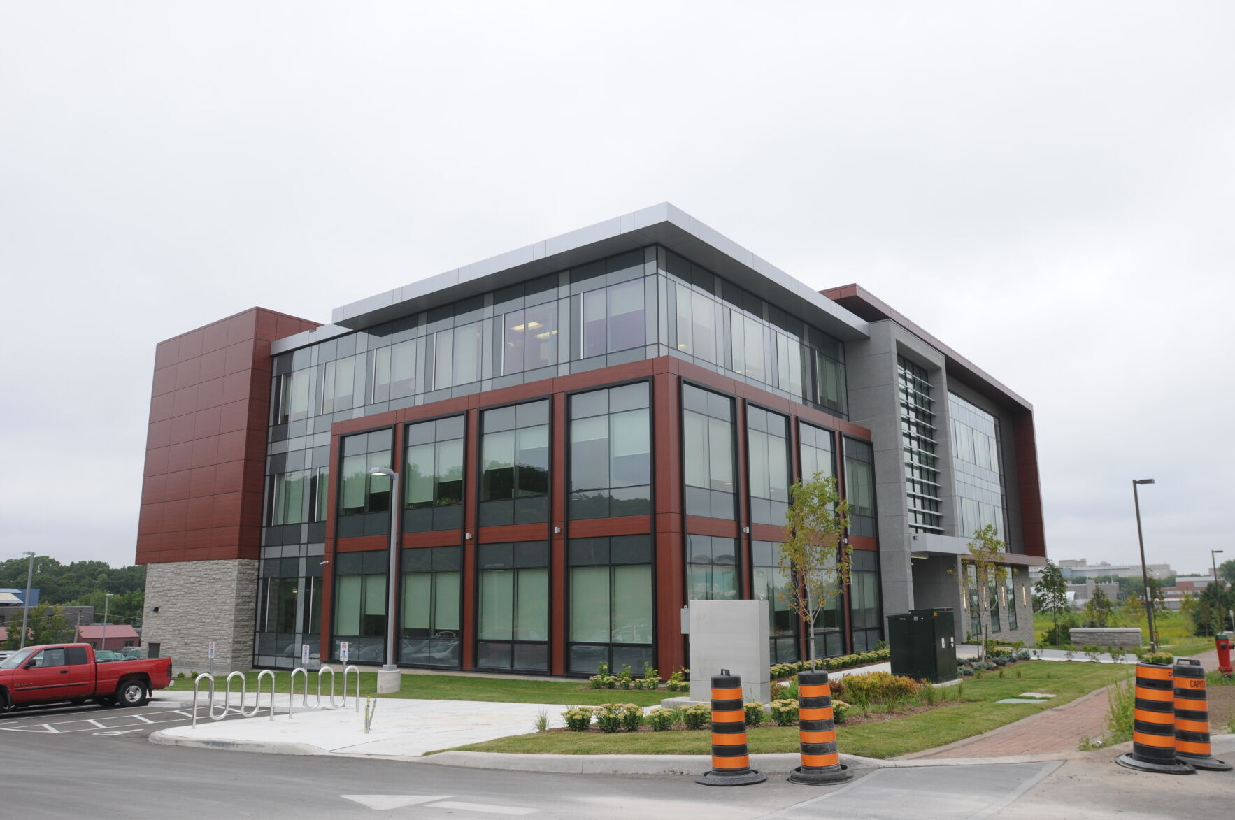 Update 143+ victoria nails guelph hours super hot noithatsi.vn