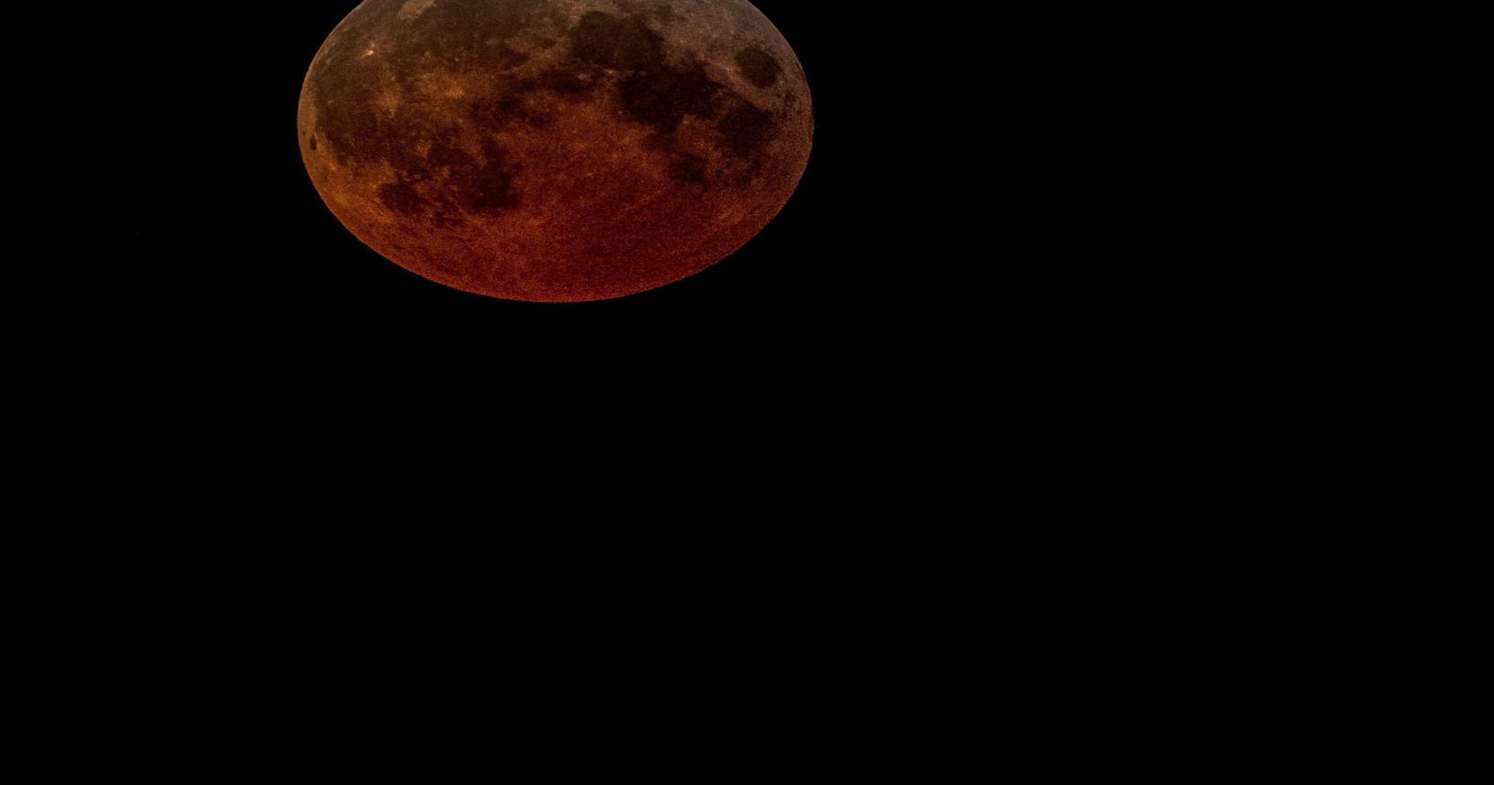 Why the moon will turn red over Ontario during the early hours of March 3