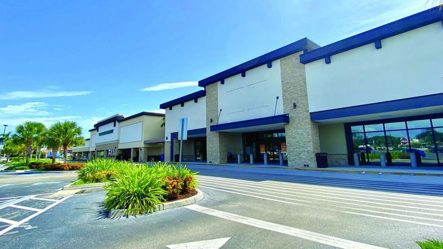 TJ Maxx to replace Saks Off 5th at Park Shore Plaza