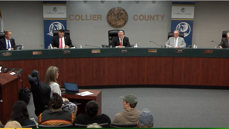 Packed chambers and dais.PNG