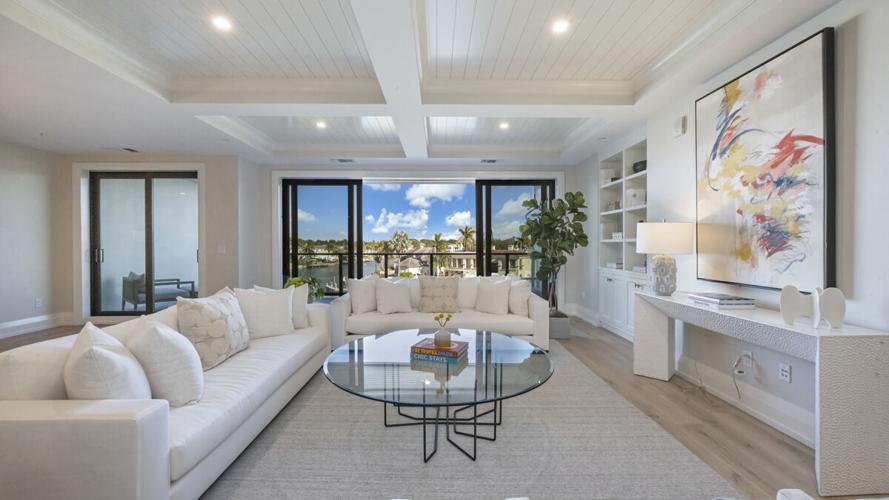 Inside Naples bayfront penthouse headed to auction