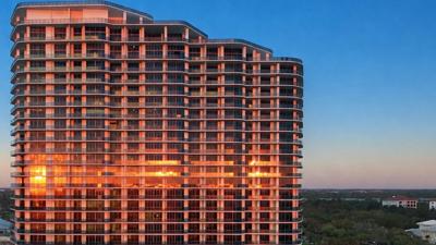 Ritz-Carlton Residences tower completed in Bonita