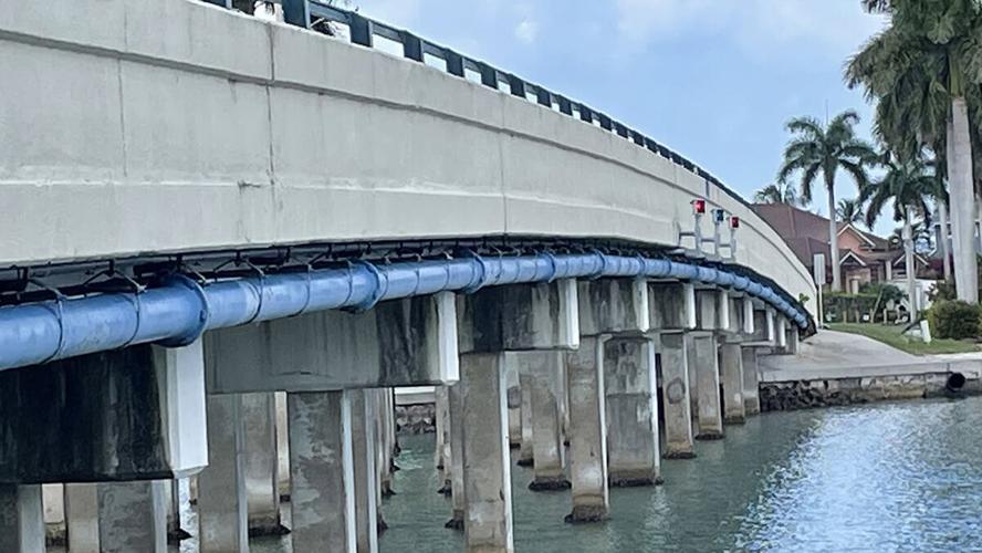 Marco Island bridge bond passes by one vote