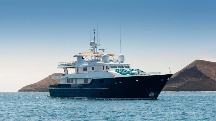 A nine-night private Galápagos Islands yacht adventure for four couples is offered as a live auction lot at the Naples Winter Wine Festival on Jan. 31, 2026, featuring luxury accommodations in Quito, Ecuador, followed by an exclusive seven-night voyage aboard the Galapagos Explorer with guided island excursions.