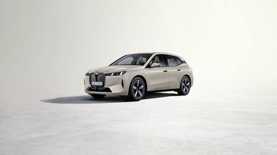 P90585031_highRes_the-new-bmw-ix-xdriv.jpg