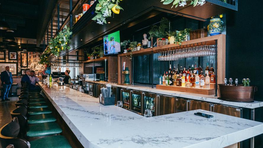 Full-service bar complements Italian menu