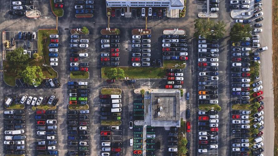 Fort Myers Chrysler and Galeana Kia Dealerships