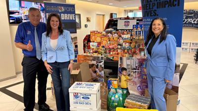 Tamiami Ford supports local food pantry