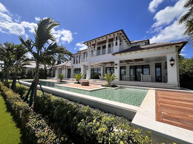 3373 Rum Row Naples Port Royal rear 2.jpg