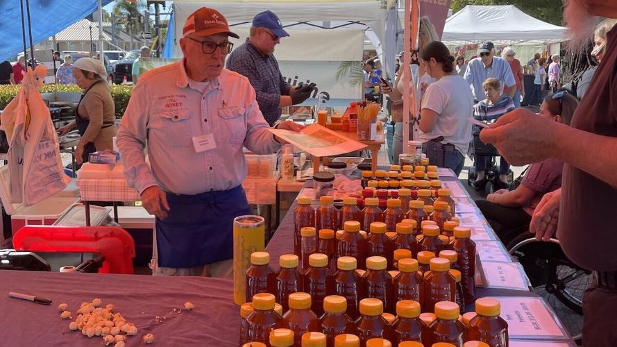 Don Murray Beekeeper Heritage Pointe Pure Honey