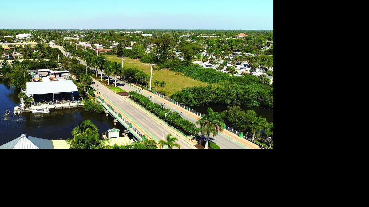 Vacant lot Bayshore Drive, future site of Elevation Naples