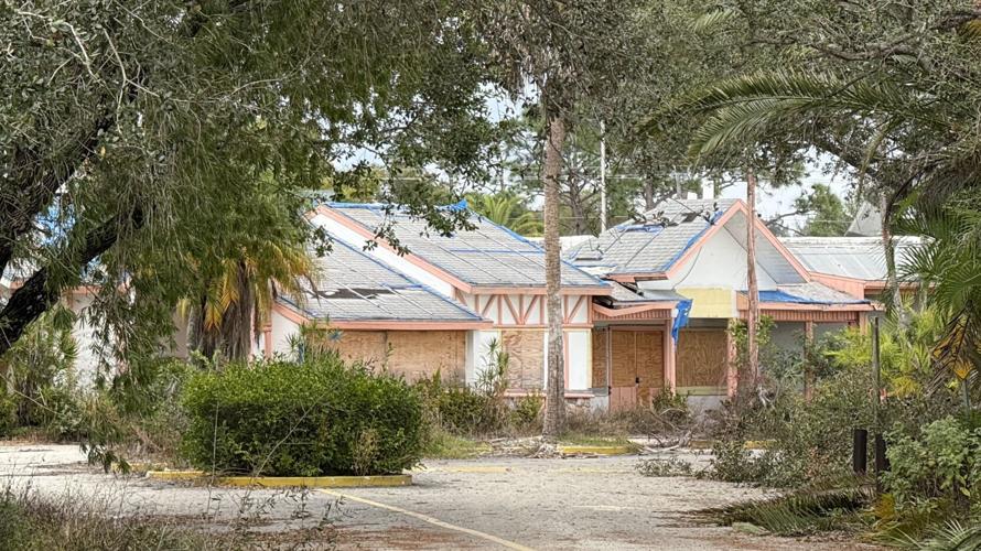 Boarded-up Shell Factory