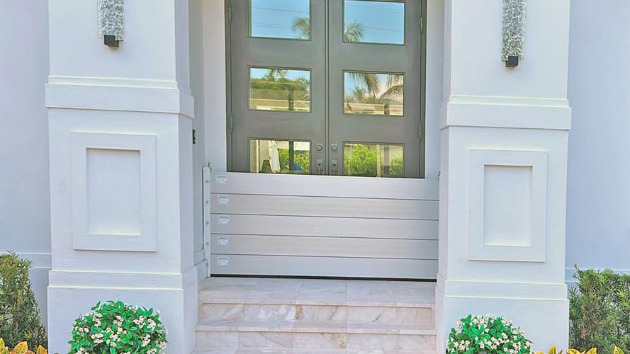 Garrison Hammerhead panels installed at Naples home