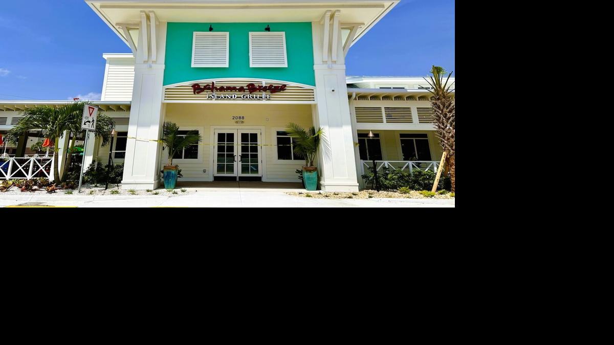 B Bahama Breeze Naples