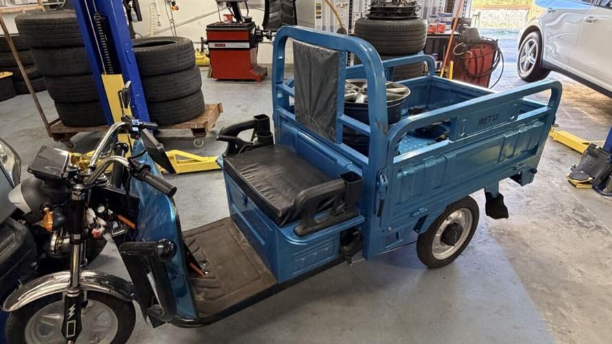 Customized vehicles at Walt’s Garage