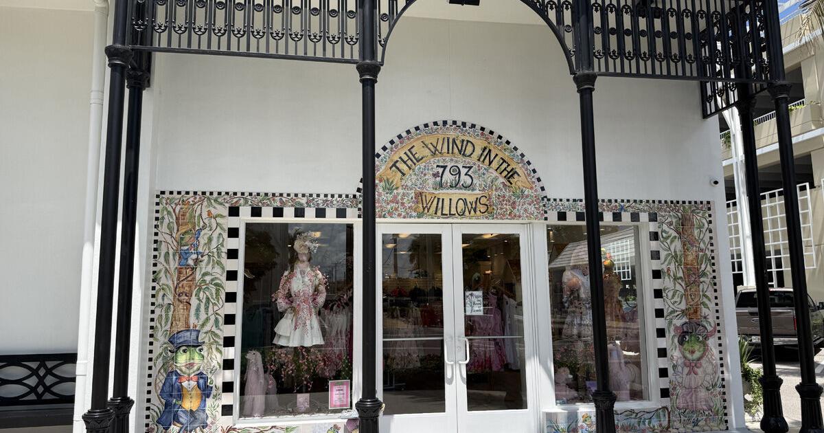 Naples boutique Wind in the Willows shifts to new location