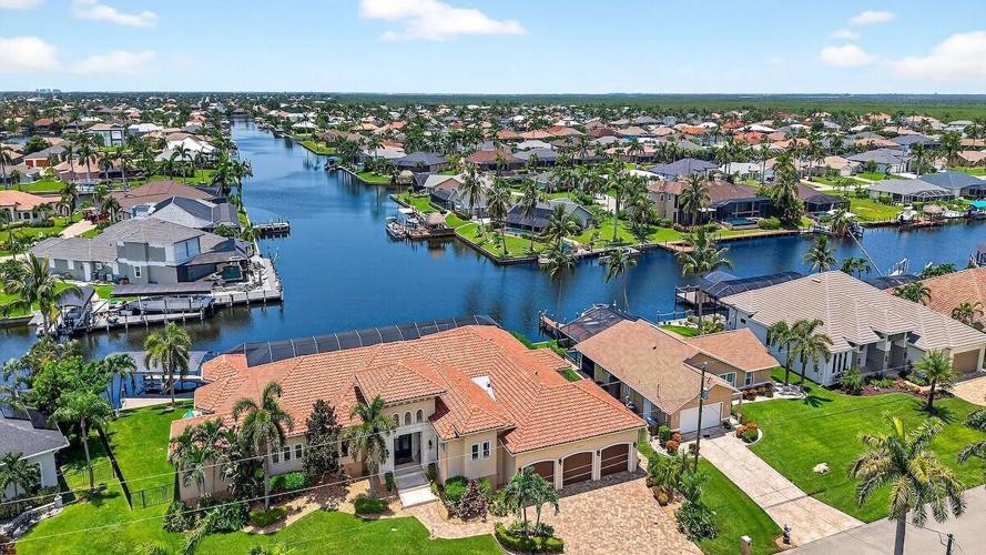 Cape Coral luxury home 2804 SW 36th Terrace.jpg
