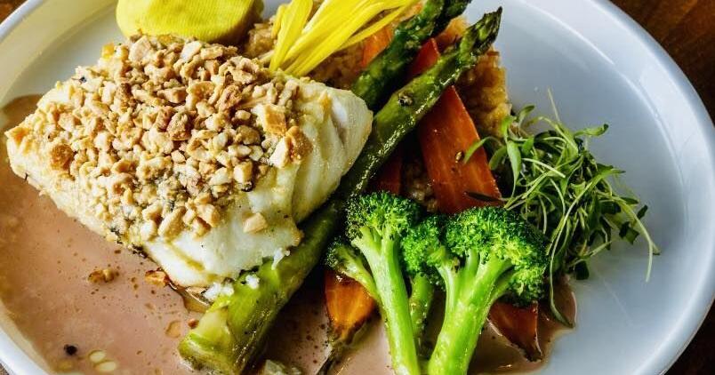 Dining Caribbean style at Fishermen's Village hotspot