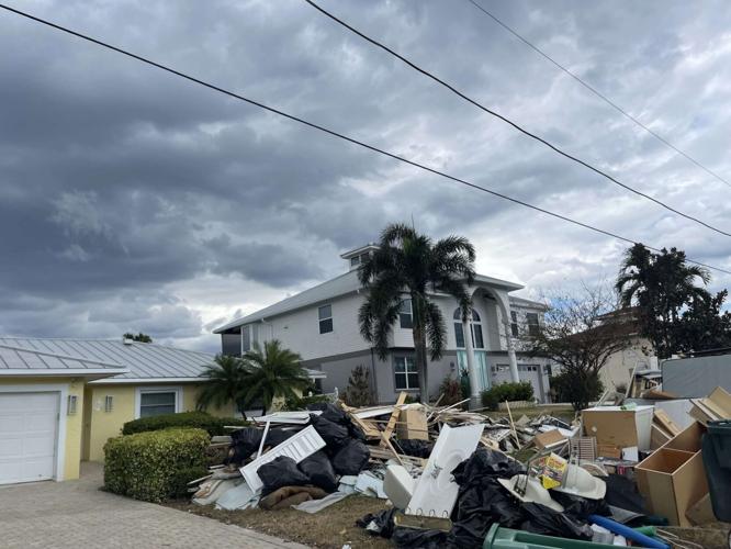 Isles of Capris-Hurricane Ian0714