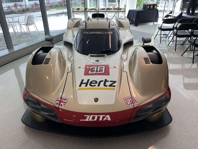 Hertz Porsche Racing_8042