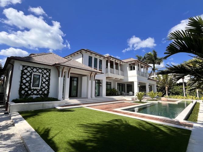 3373 Rum Row Naples Port Royal rear.jpg