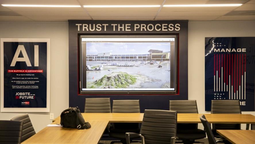 AI dashboards track RSW terminal construction data