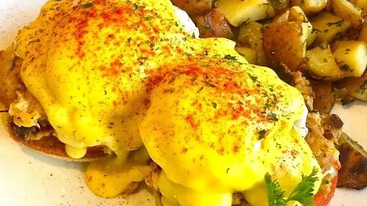 Eggs Benedict remains a favorite at EJ’s cafes