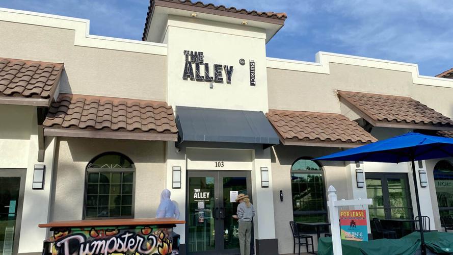 Brooks Burgers plans move into The Alley space