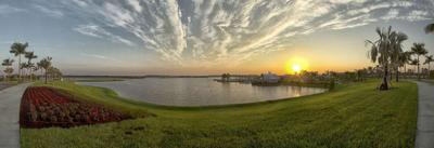 Naples Reserve panoramic