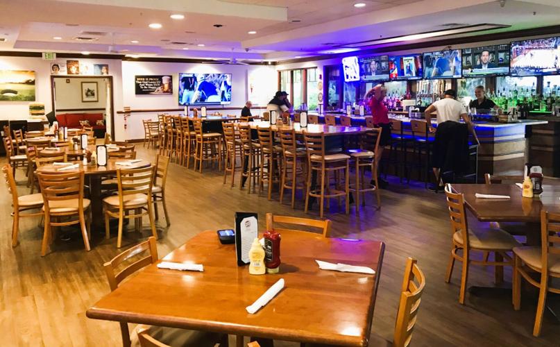 Brooks Bar Grill – Aten (1)