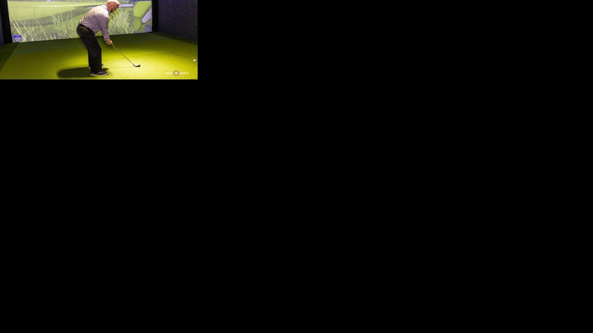 Golf simulator.jpg