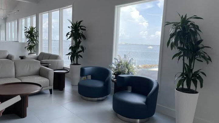 Harbor views highlight Latitude 26° lounge