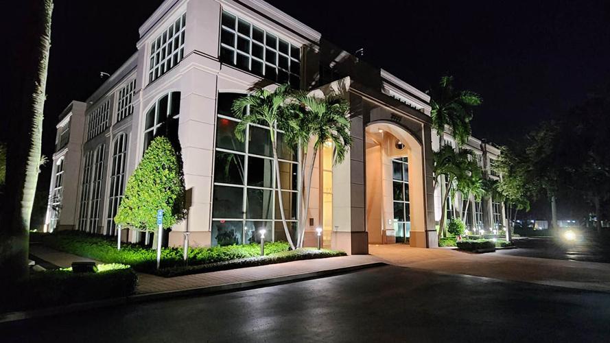 Naples' Trianon Centre changes ownership
