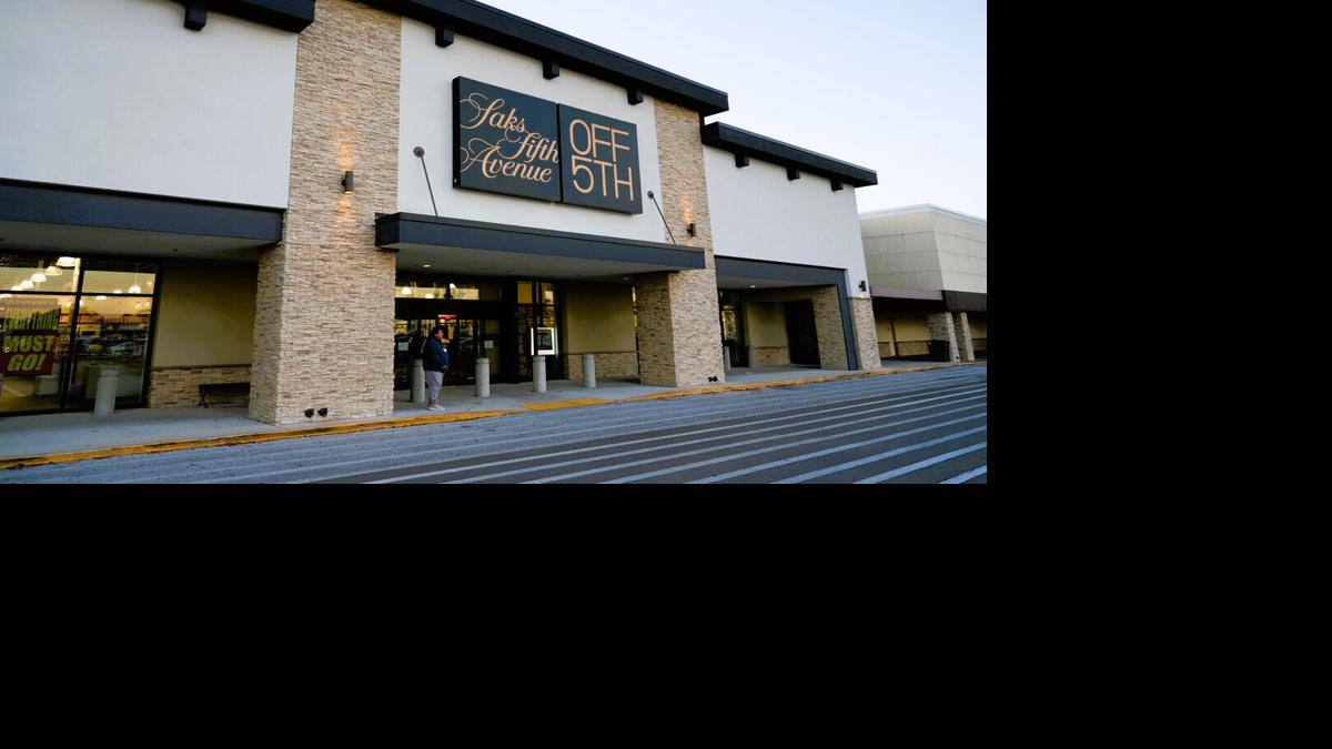 Saks Off 5th Park Shore Plaza store slated for closure