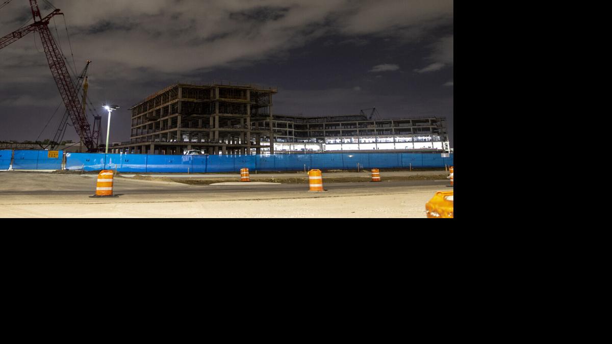 Lee Health hospital construction in Fort Myers