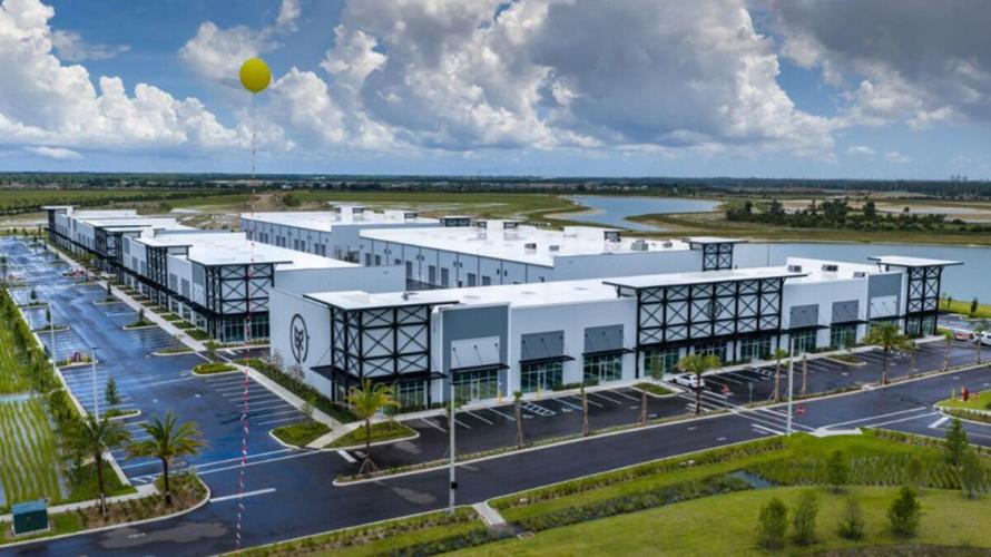 Curry Commerce Center adds business space