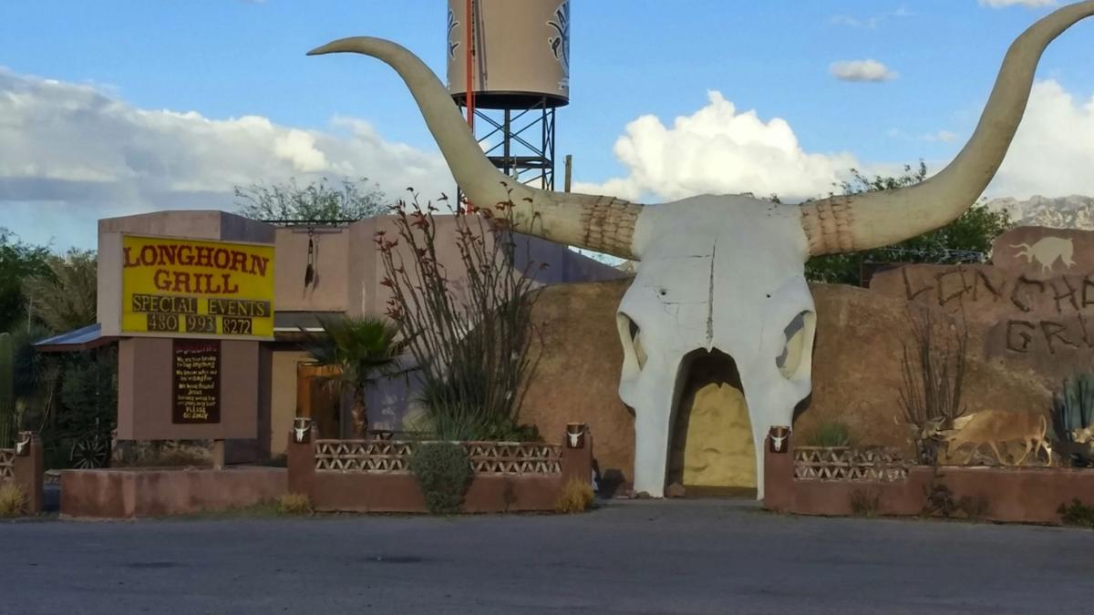 Longhorn Grill, Amado