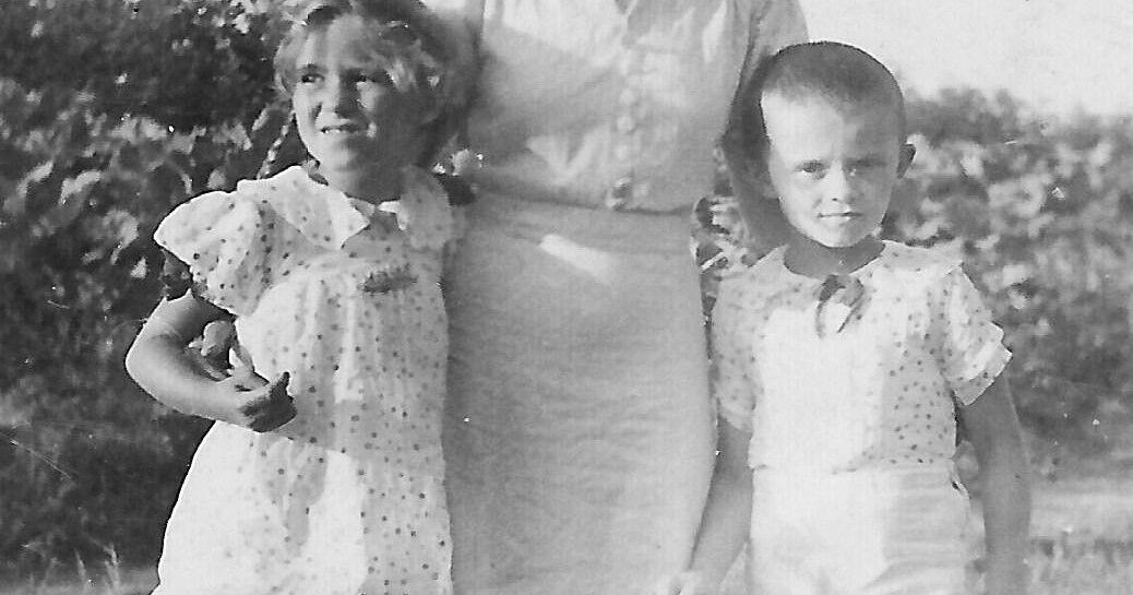 Ostrzegane dzieciństwo: przetrwanie II wojny światowej w Polsce |  wychodzić Ostrzegane dzieciństwo: przetrwanie II wojny światowej w Polsce |  wychodzić